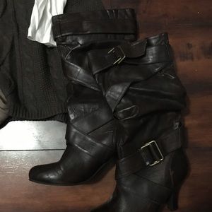 Brown slouchy boots